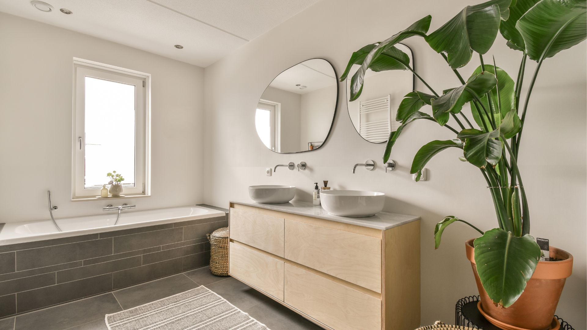 svetlo skandinavsko kupatilo